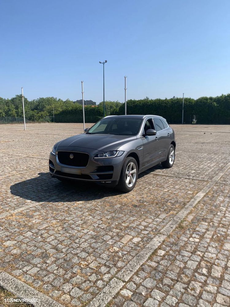 Jaguar F-Pace