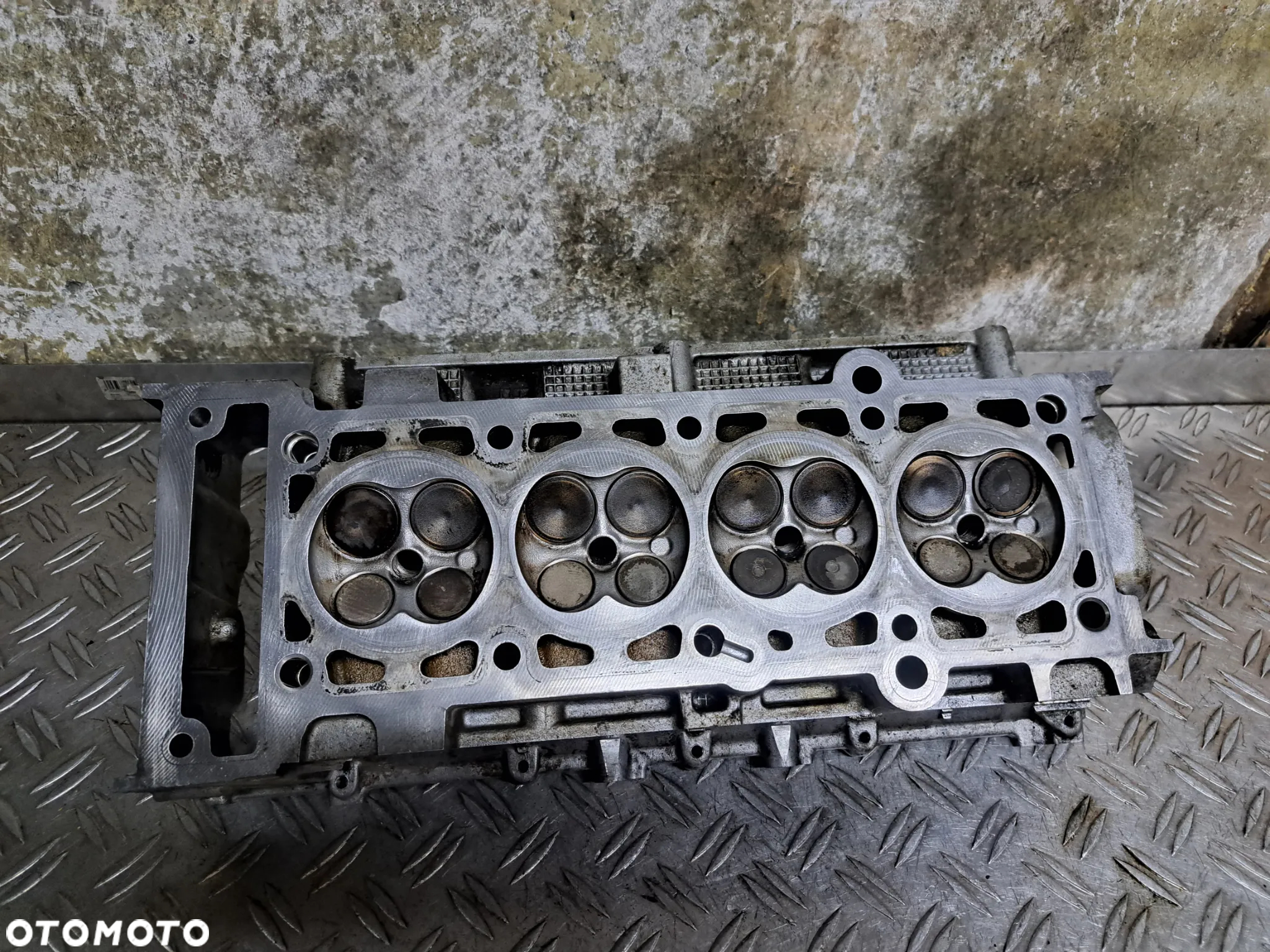 Glowica 1,6I  W10B16  Mini Cooper R50 R52 - 4
