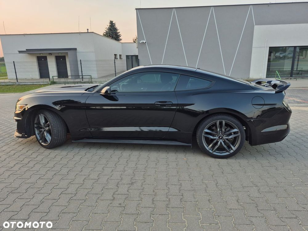 Ford Mustang 3.7 V6 - 10