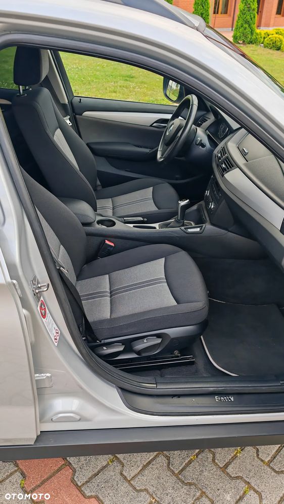 BMW X1 sDrive18d - 18