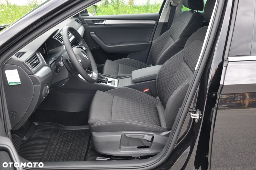 Skoda Superb 1.5 TSI Ambition DSG - 9