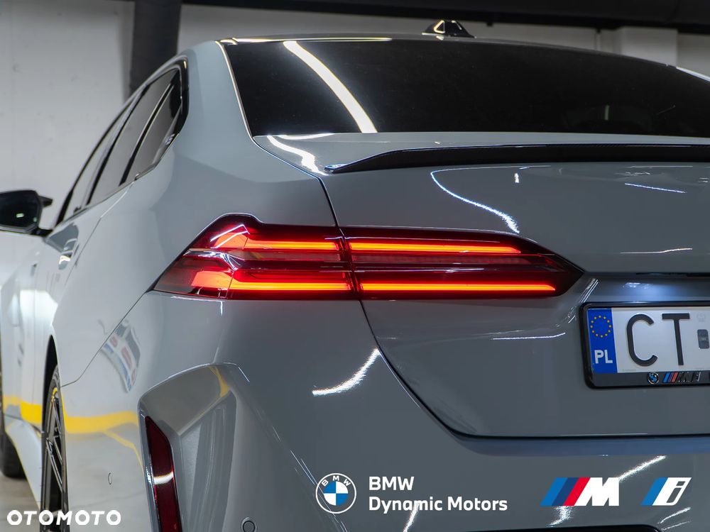 BMW M5 xDrive - 13