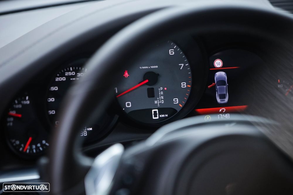 Porsche 911 (991) Carrera 4S PDK - 39