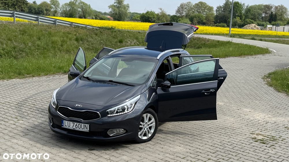 Kia Ceed - 21