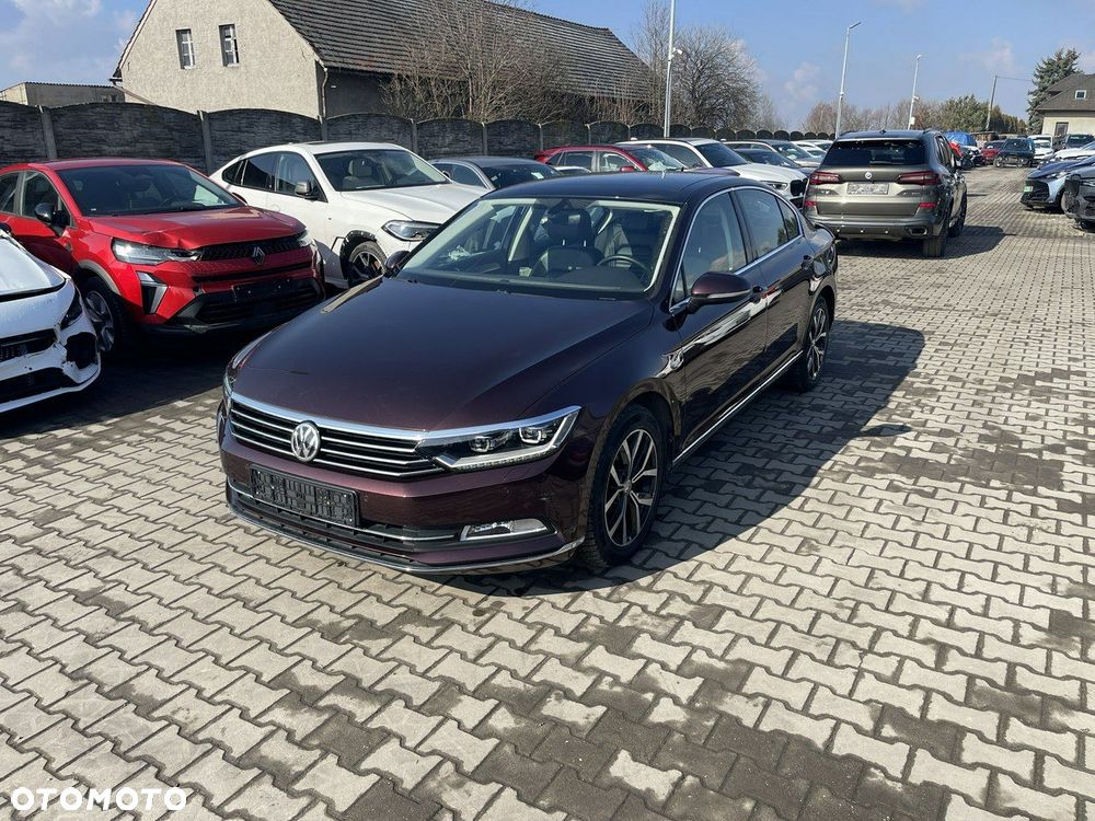 Volkswagen Passat 2.0 TDI EVO Elegance DSG - 2