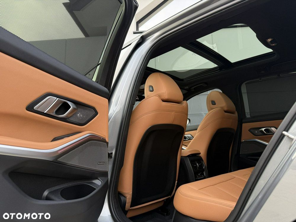 BMW Seria 3 320d xDrive Edition M Sport Shadow - 10