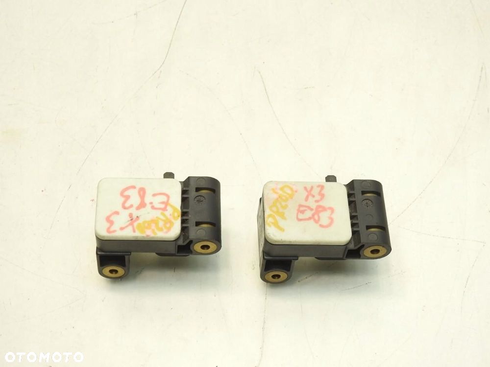 SENSOR UDERZENIOWY PRZÓD BMW X3 E83 6911003 0285003900 - 8