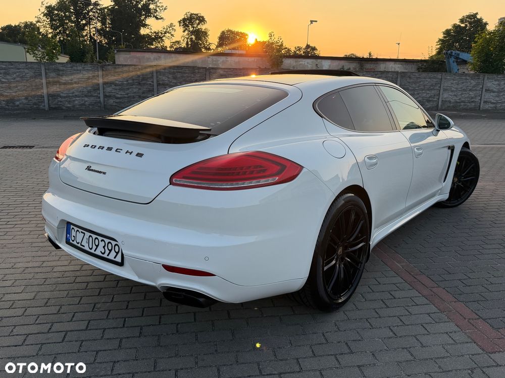 Porsche Panamera 4 Edition - 20