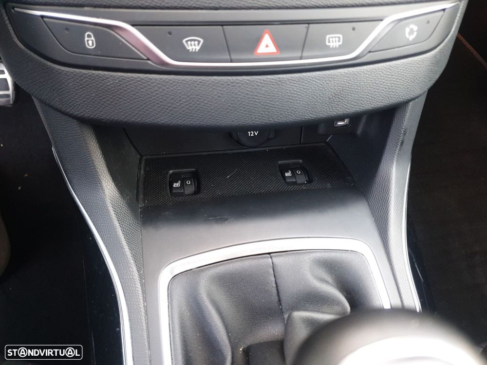 Peugeot 308 1.5 BlueHDi GT Line - 22