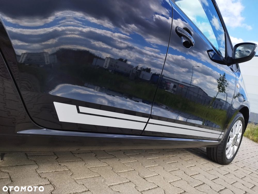 Volkswagen up! club - 35