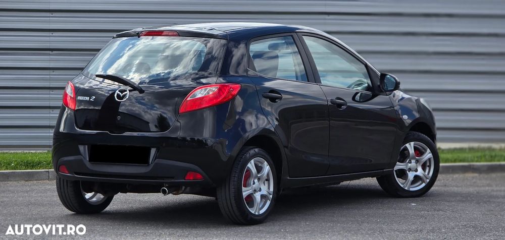 Mazda 2 - 4