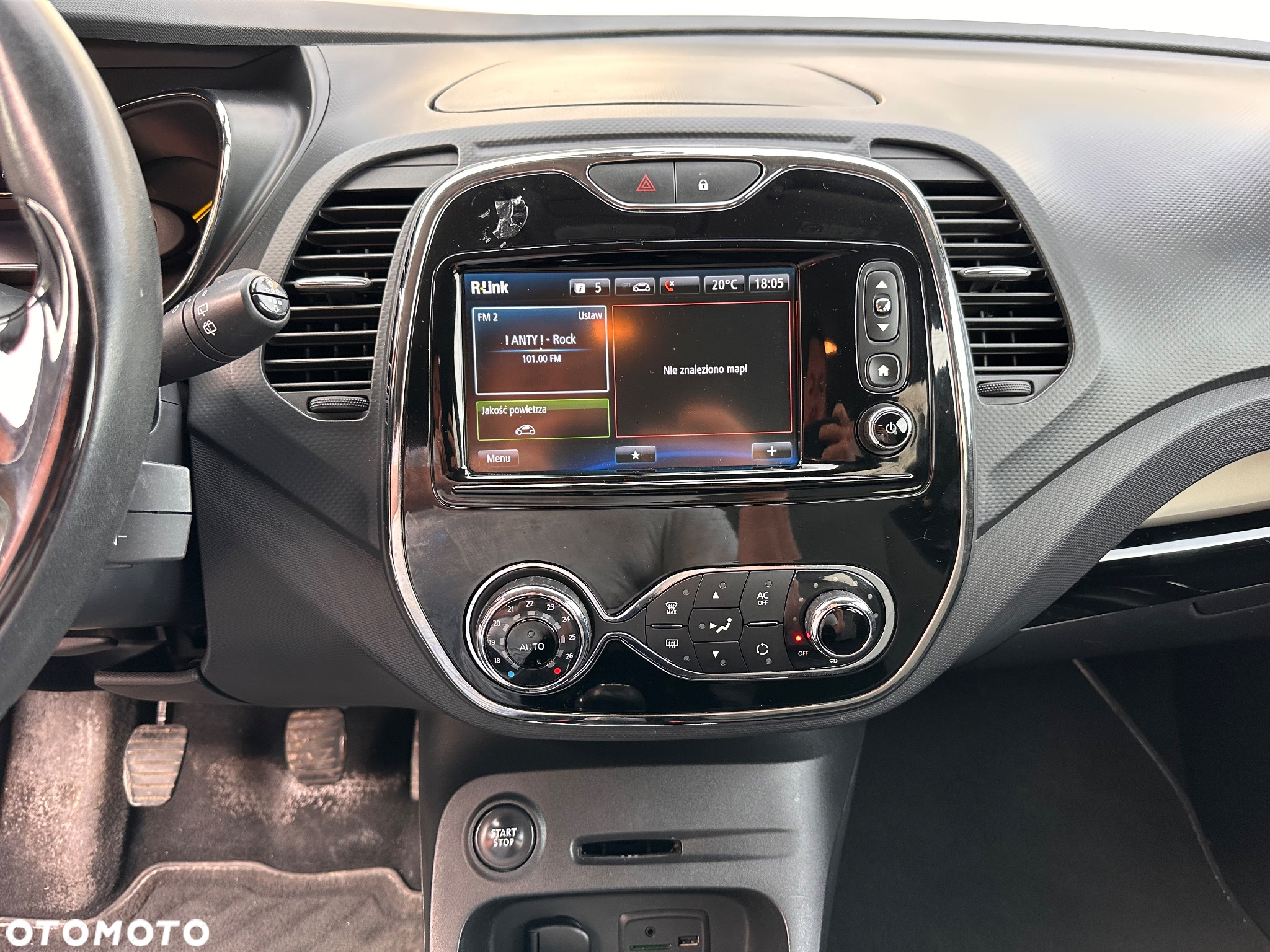 Renault Captur - 23