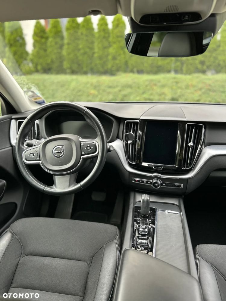 Volvo XC 60 B4 D AWD Inscription - 9