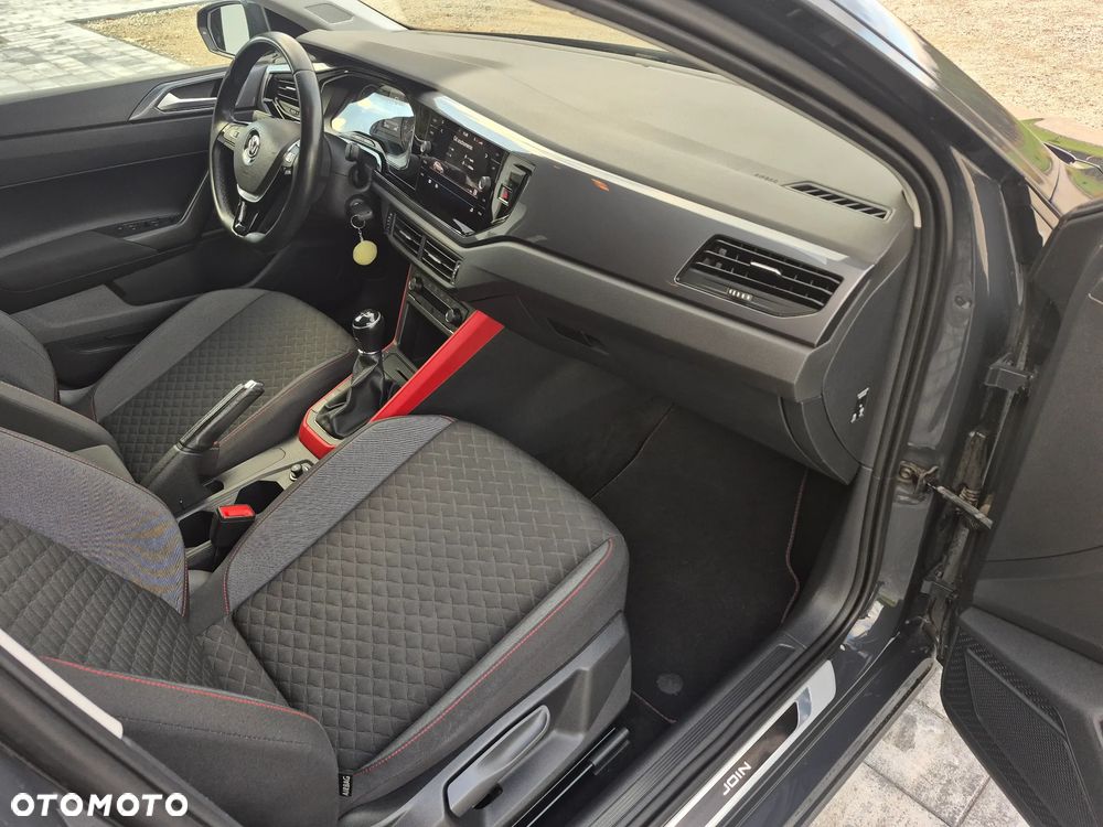 Volkswagen Polo - 23
