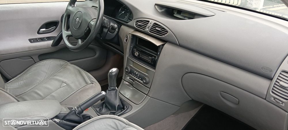 Renault Laguna 1.6 Privilège - 9
