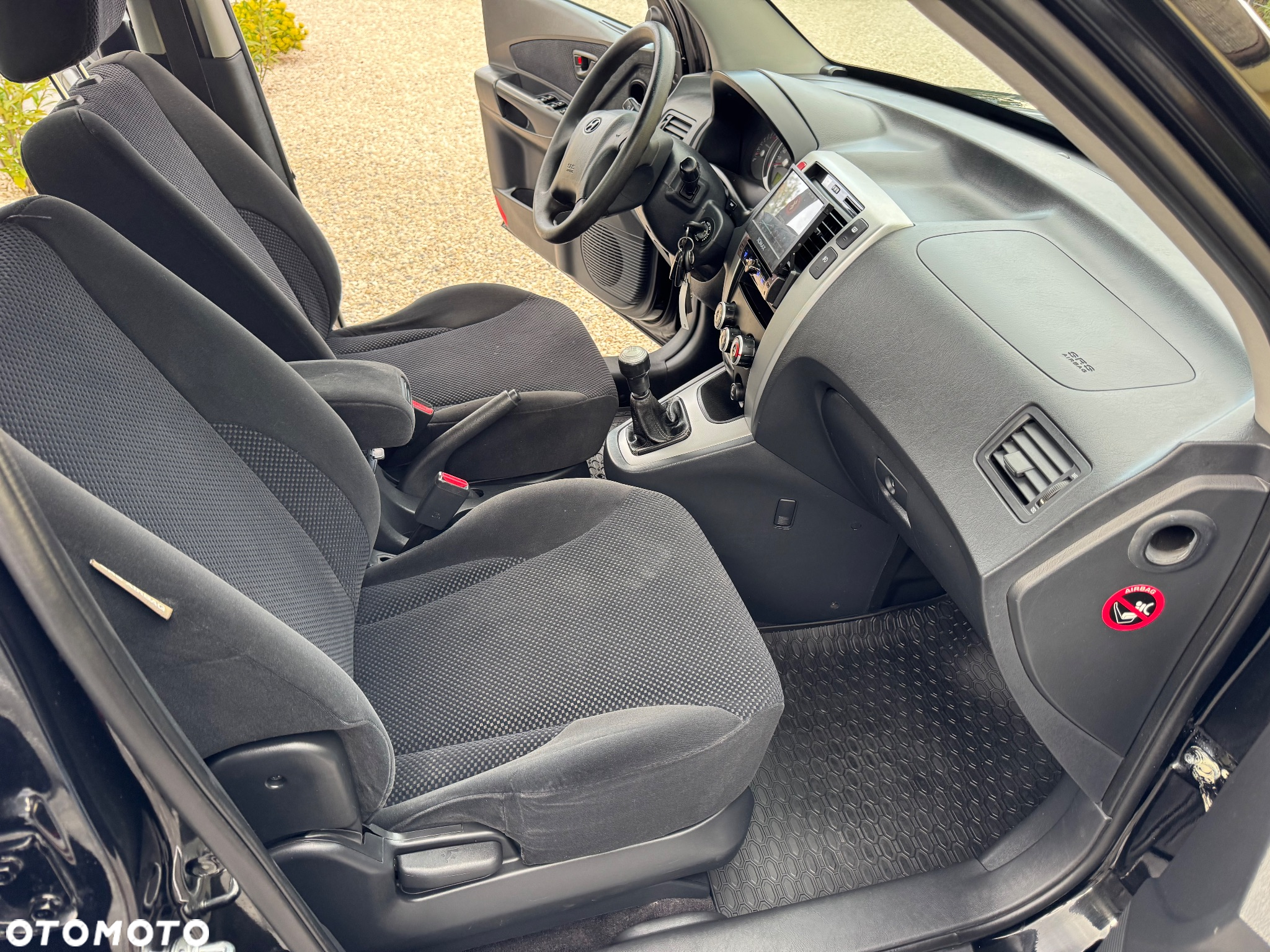 Hyundai Tucson 2.0 Comfort 2WD - 31