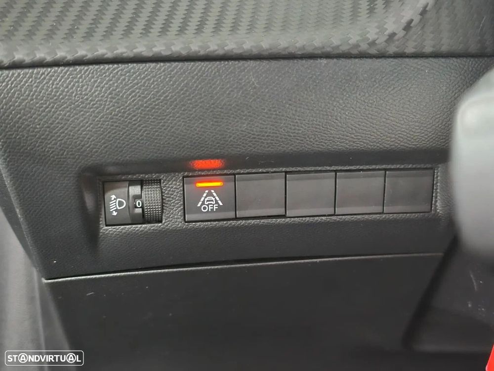 Peugeot 208 1.2 PureTech Active Pack - 13