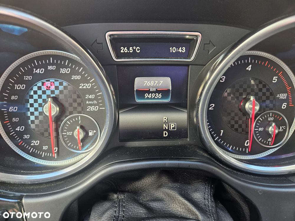 Mercedes-Benz GLE 350 d 4-Matic - 24