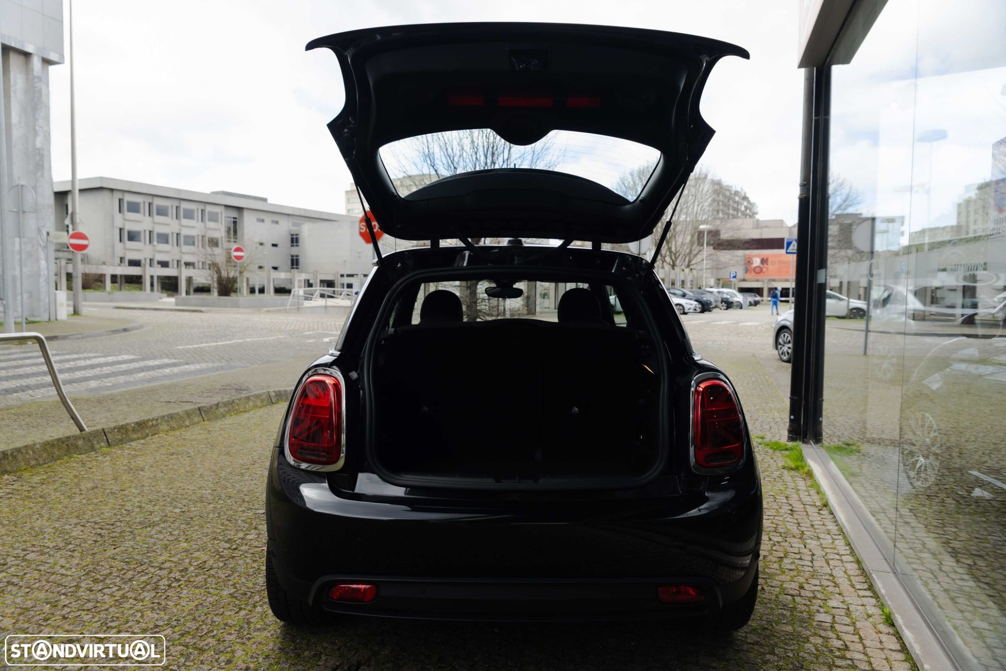 MINI 3 Portas - 18