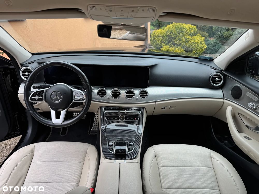 Mercedes-Benz Klasa E 220 d 4-Matic Avantgarde - 13