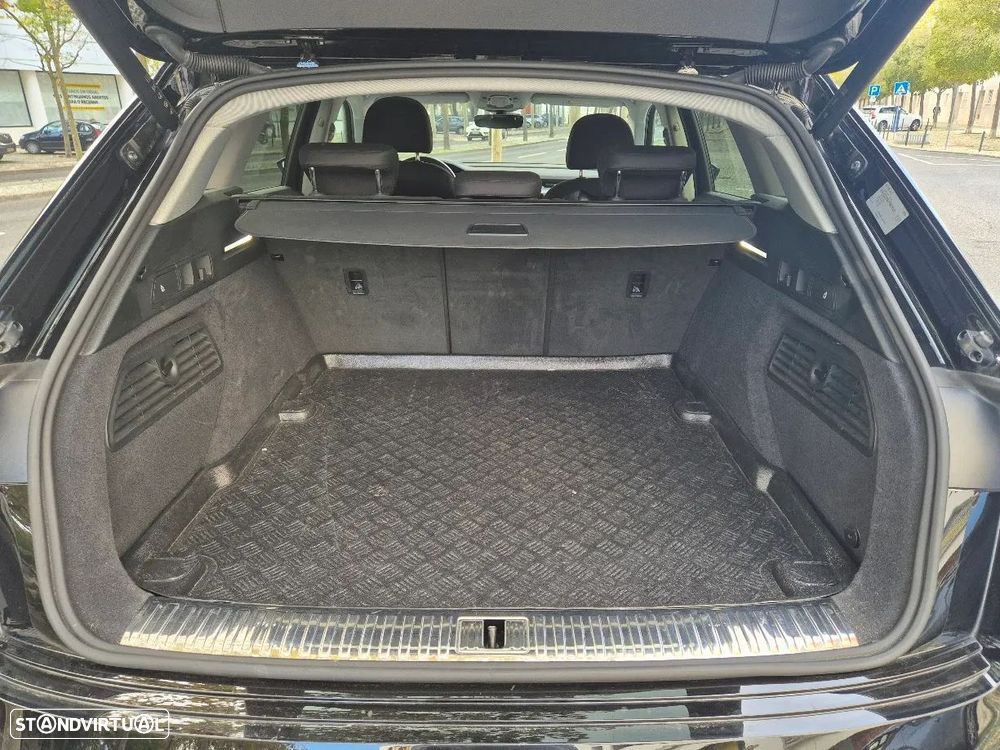 Audi e-tron 55 quattro Advanced - 12