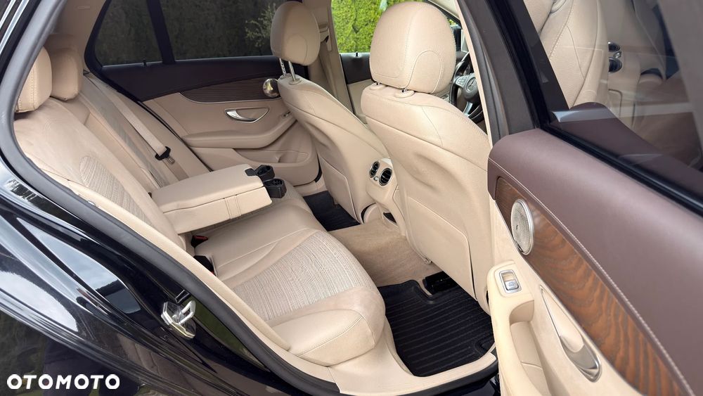 Mercedes-Benz Klasa C 220 d 9G-TRONIC Avantgarde - 36