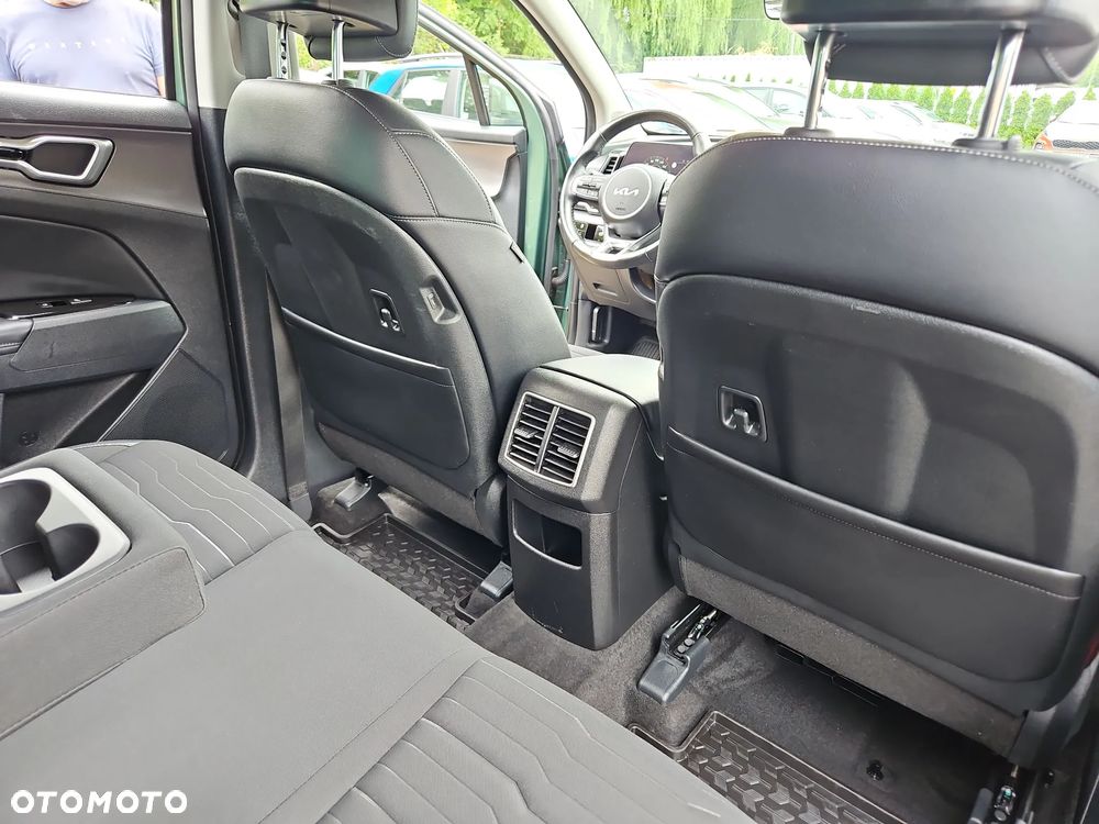 Kia Sportage 1.6 T-GDI Business Line 2WD - 26