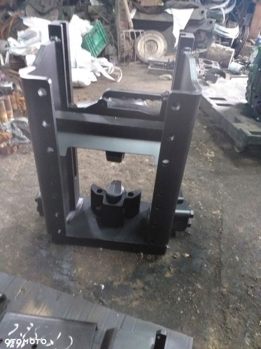 ZACZEP AUTOMATYCZNY KULA SZYNA CASE CVX 1170 126KW - 5