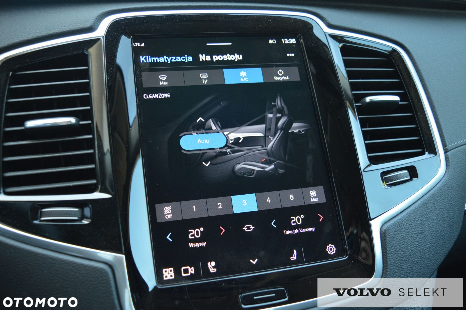 Volvo XC 90 - 18