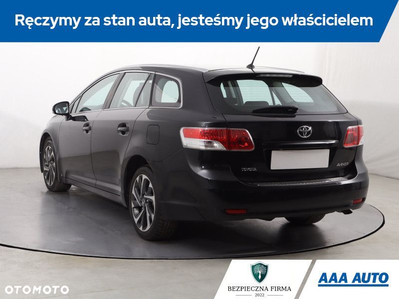 Toyota Avensis - 6