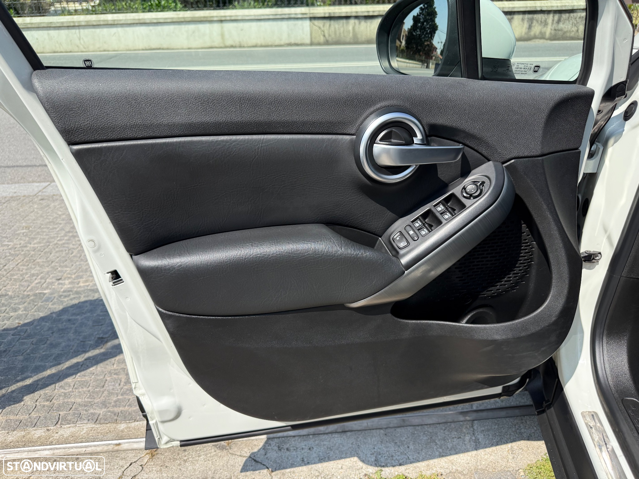 Fiat 500X 1.6 MJ City Cross S&S - 19