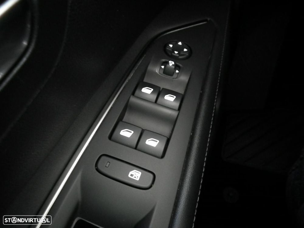 Peugeot 3008 1.5 BlueHDi Allure Pack - 31