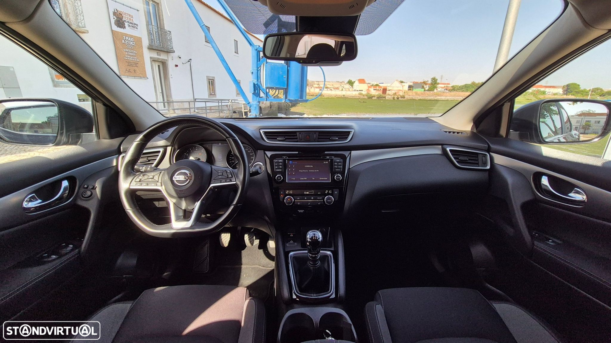 Nissan Qashqai 1.2 DIG-T N-Connecta 18 - 12