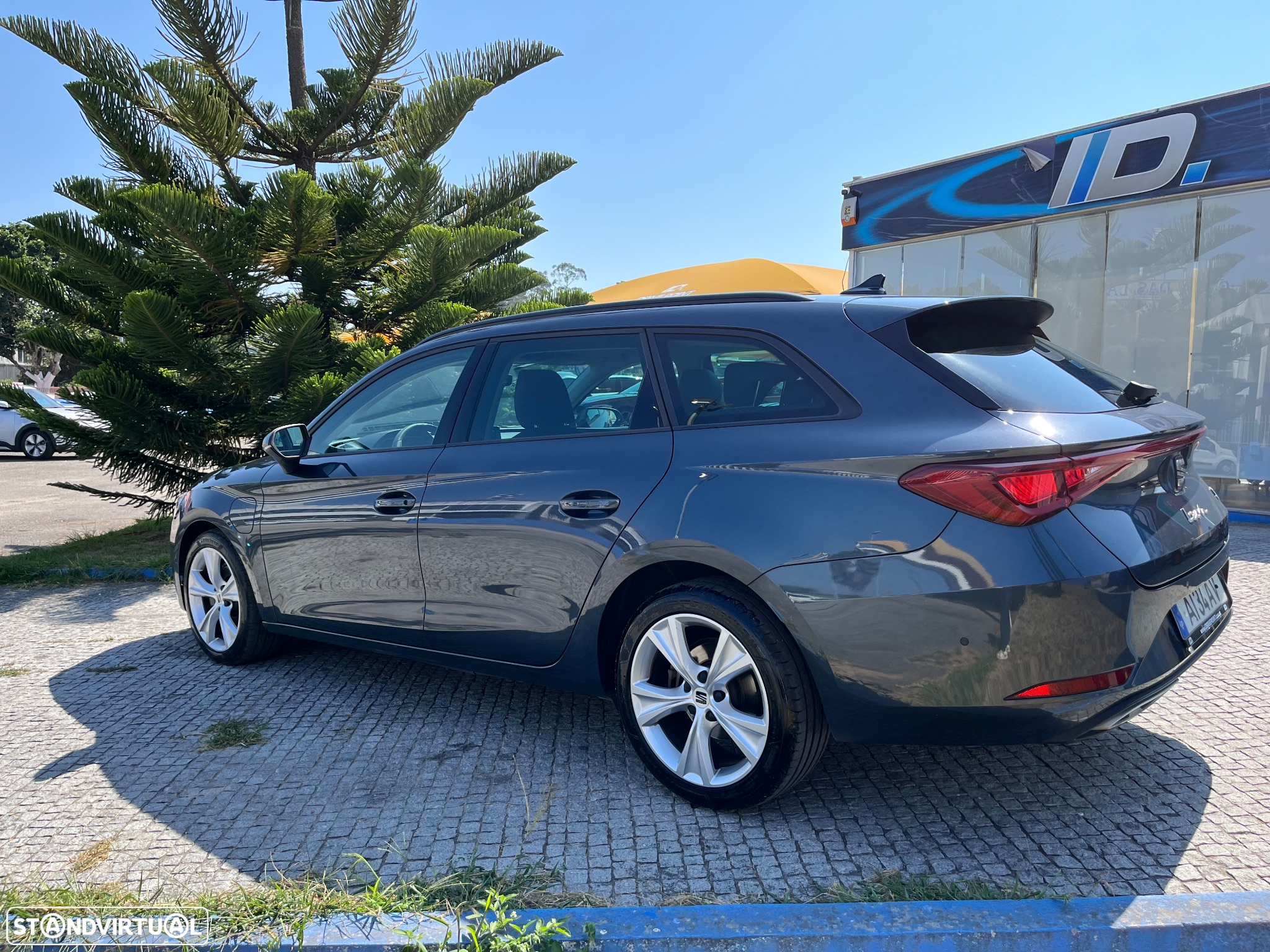 SEAT Leon ST 1.4 e-Hybrid FR DSG - 11