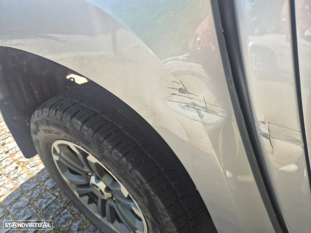 Mitsubishi L200 2.3 DI-D Strakar Club Connect Edition 4WD - 7