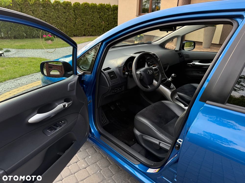 Toyota Auris 1.6 Dynamic - 19