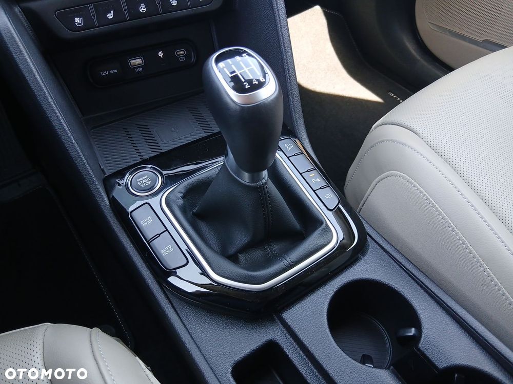 Kia Sportage 1.6 T-GDI Business Line 2WD - 23