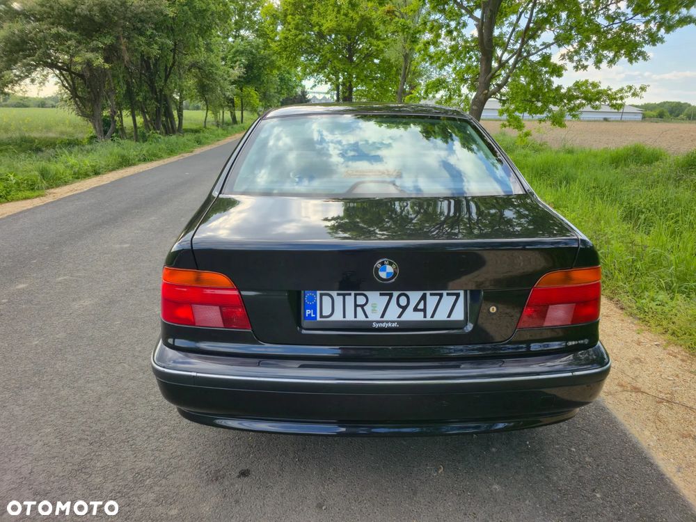BMW Seria 5 523i - 15