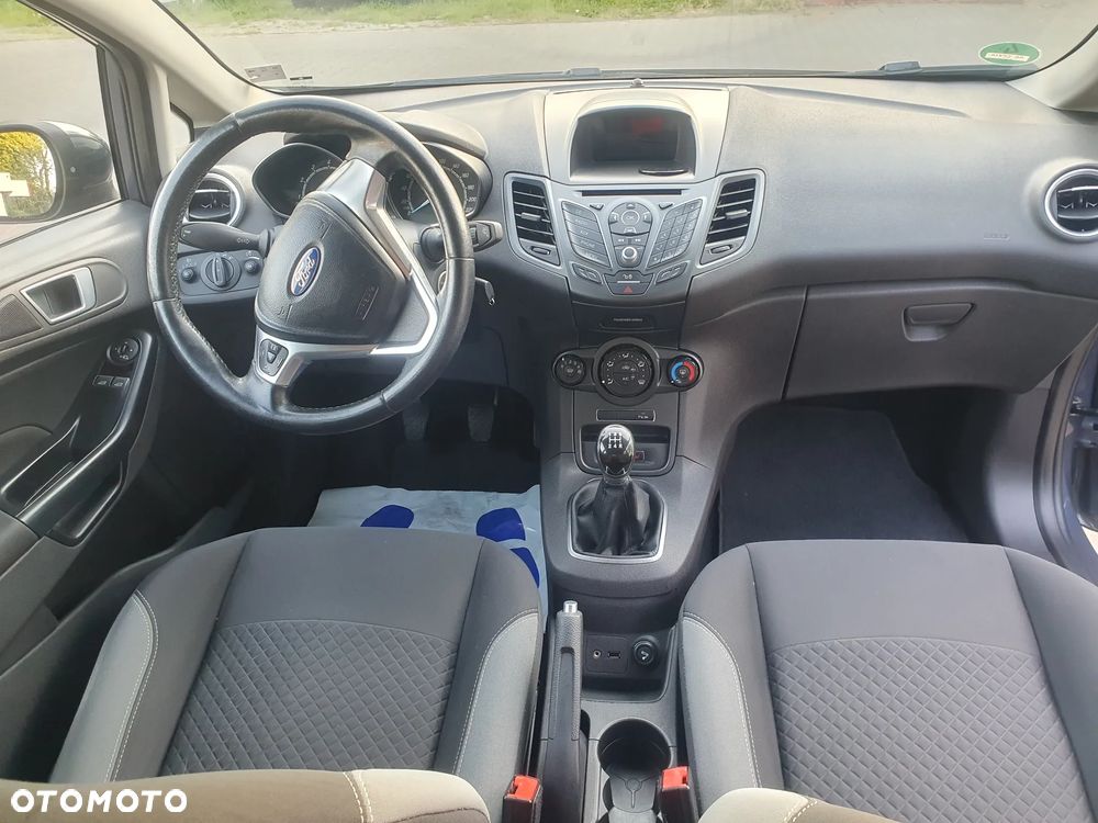 Ford Fiesta 1.0 Champions Edition - 7