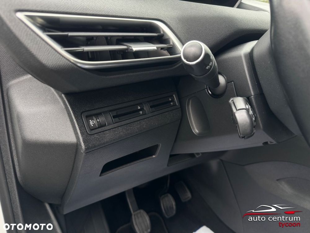 Peugeot 3008 - 23