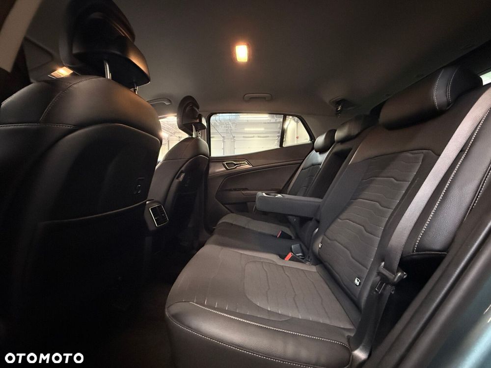 Kia Sportage 1.6 T-GDI MHEV Business Line 2WD DCT - 24