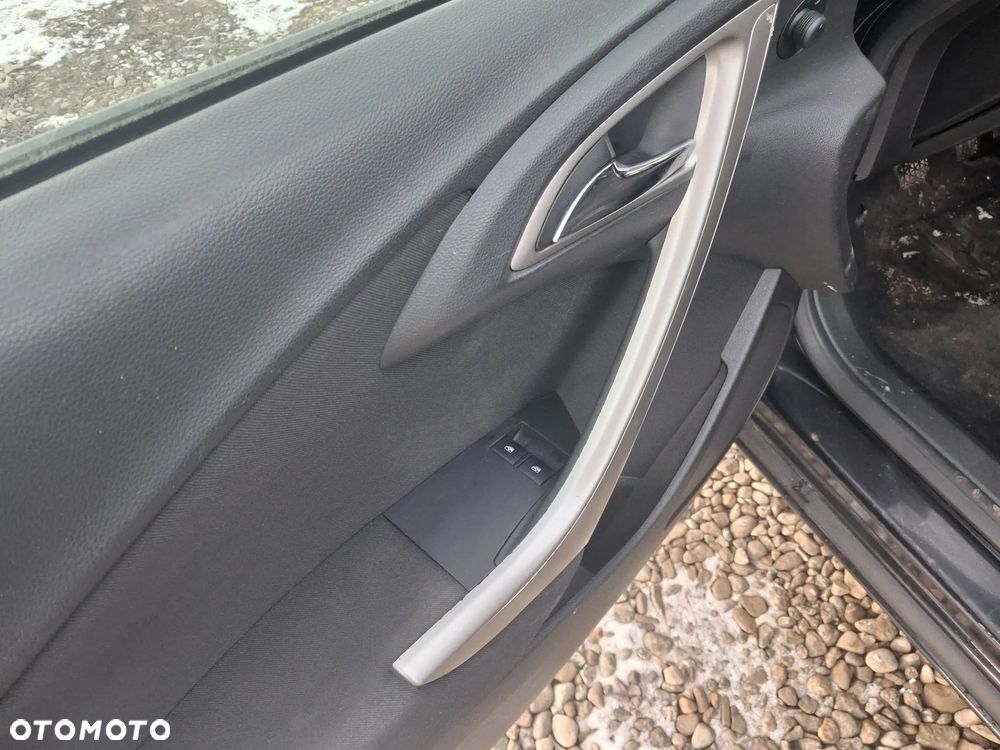 Opel Astra 1.4 ecoFLEX Start/Stop Active - 9