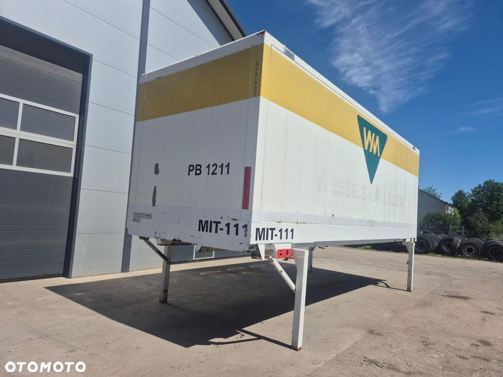 Krone Kontener BDF 7.45m 18 palet - 1