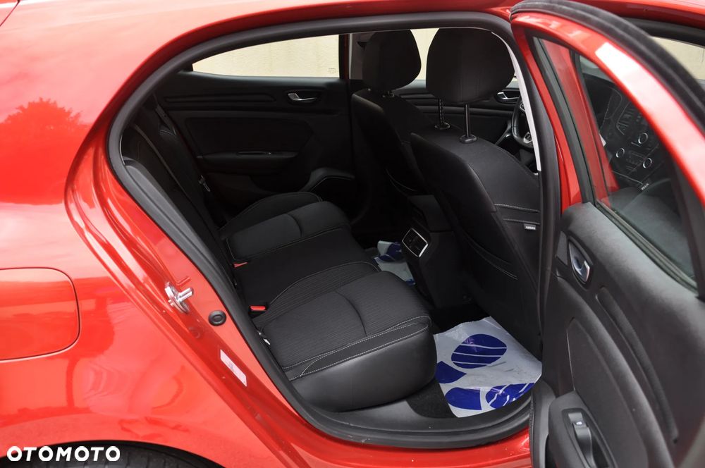 Renault Megane 1.2 Energy TCe Limited - 8