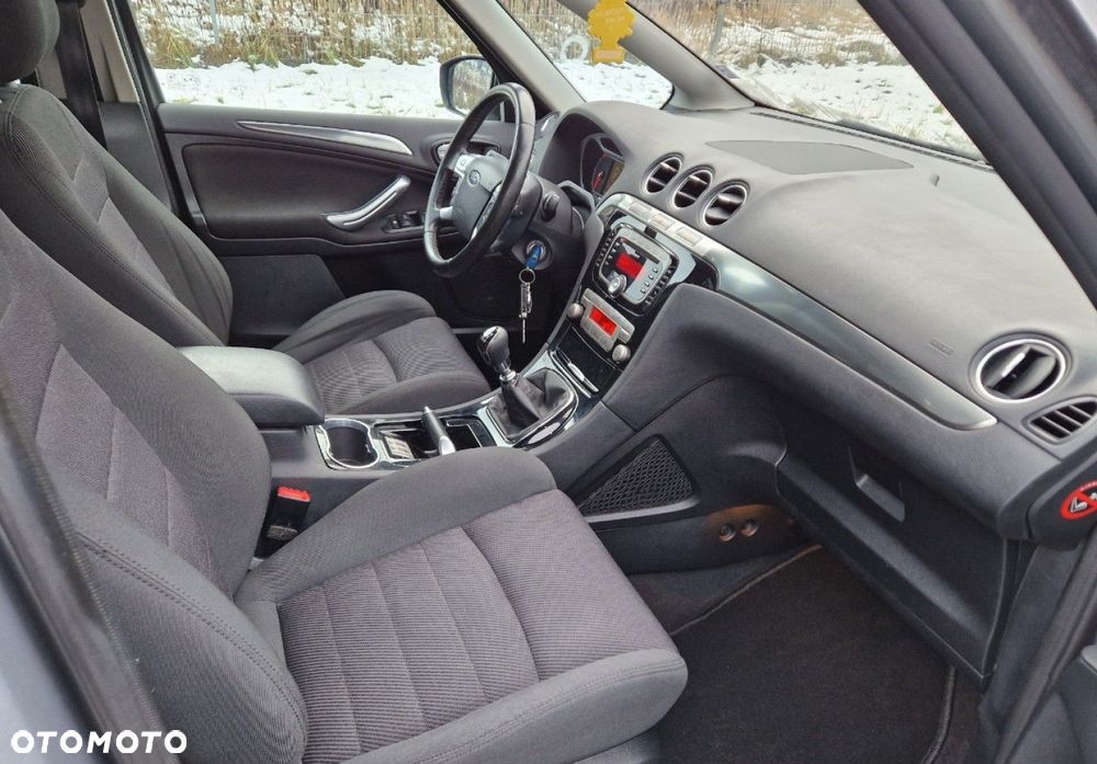 Ford S-Max 2.0 TDCi DPF Titanium - 27