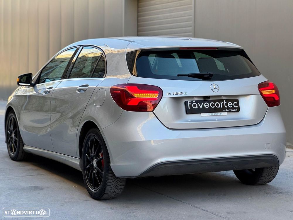 Mercedes-Benz A 180 d Urban - 17