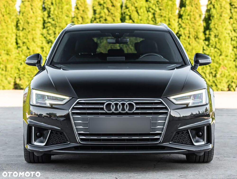 Audi A4 Avant 2.0 TDI Sport S tronic - 4