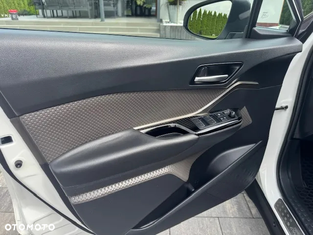 Toyota C-HR - 25