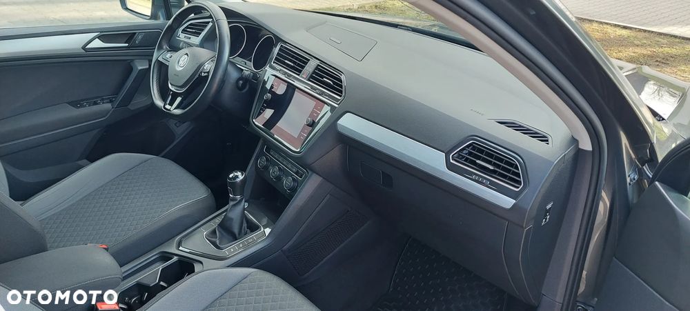 Volkswagen Tiguan 1.5 TSI EVO Comfortline - 10