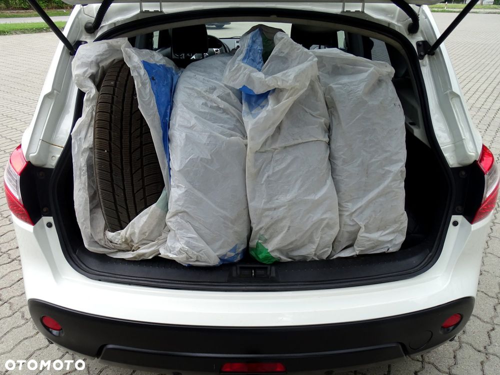Nissan Qashqai 2.0 CVT 360 - 14